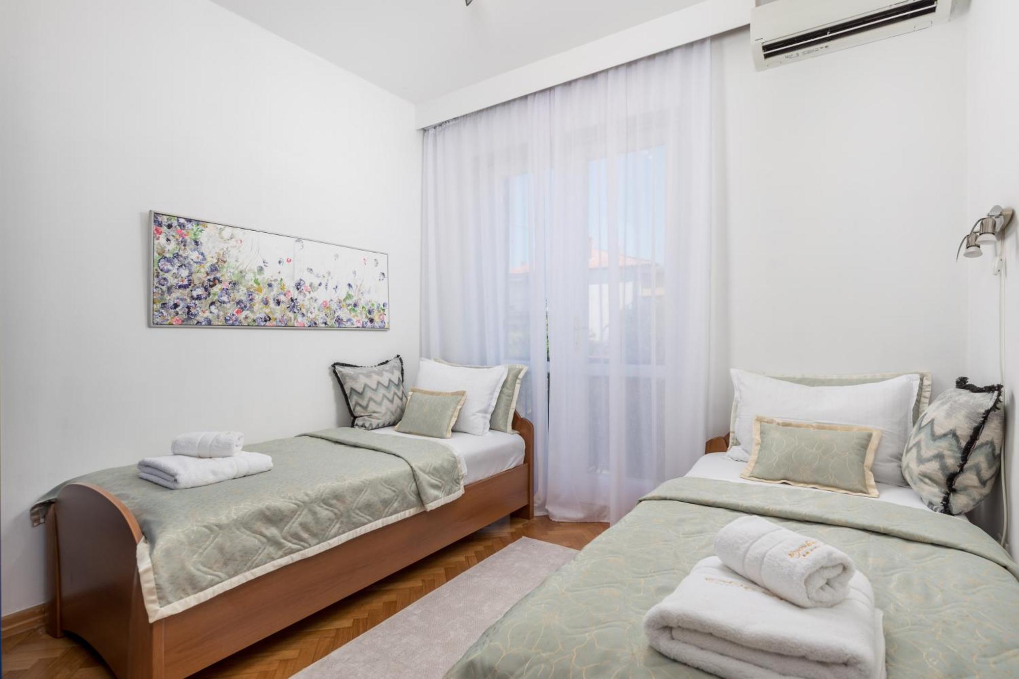 Villa Magnolia Umag Exterior foto